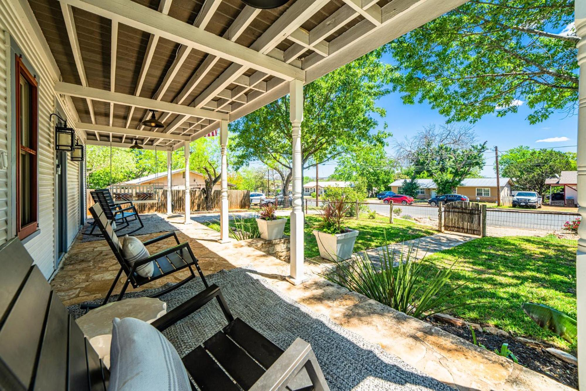 Villa Katarina Haus - Hot Tub & Fire Pit Fredericksburg Esterno foto